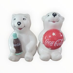 Coca Cola Polar Bears Salt & Pepper Shaker Vintage